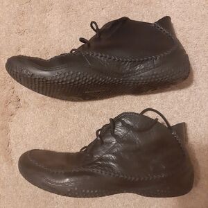 Patagonia Skywalk Dogwood Boots Black Performance Footwear 10 Moccasin